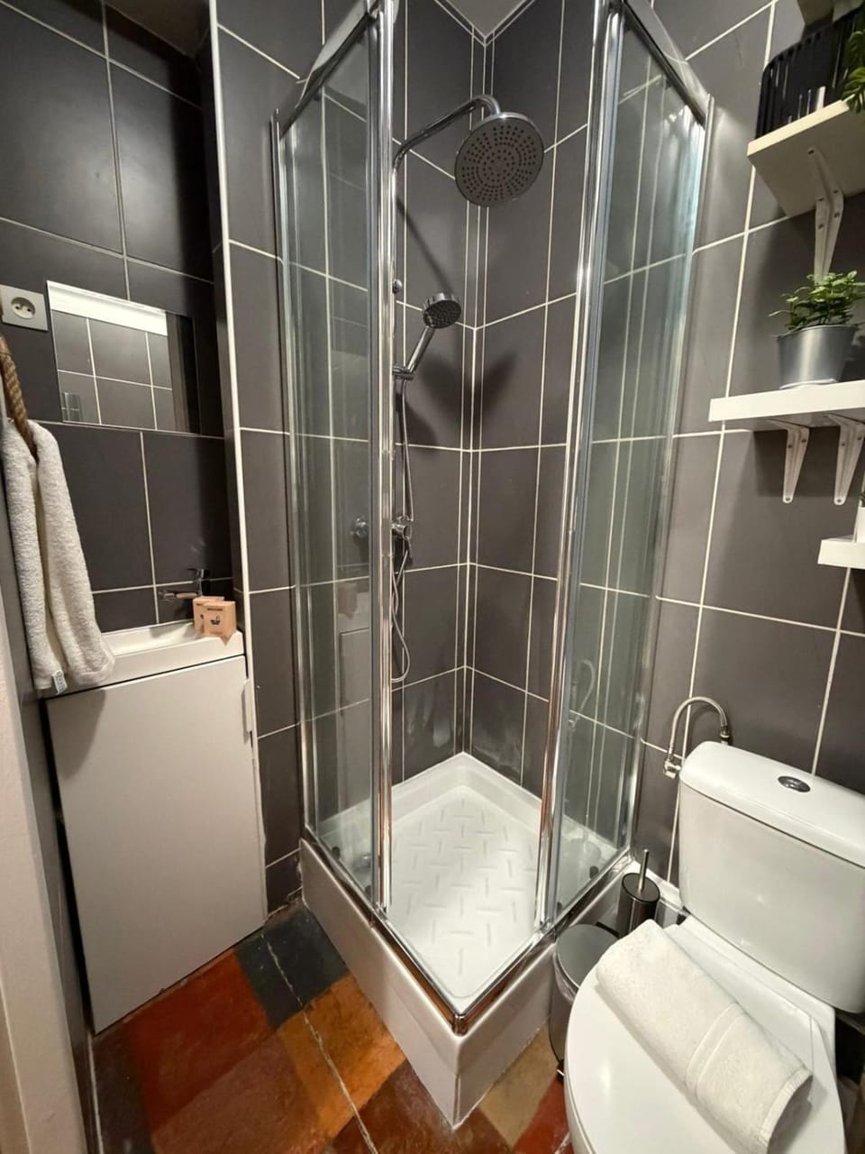 Studio for Two - Perfect Location close to metro Apartment in Paris
