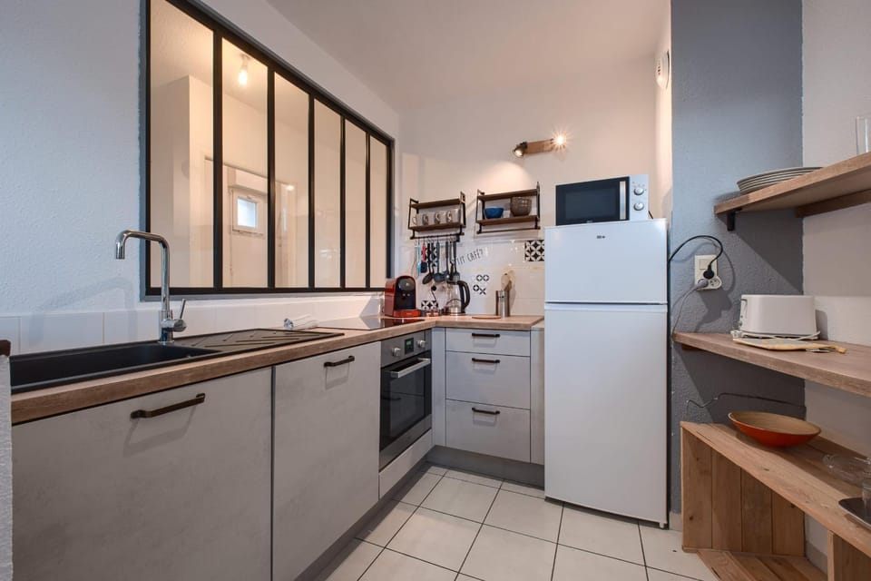 La Grange - Proche Centre & Parking Apartment in Laval
