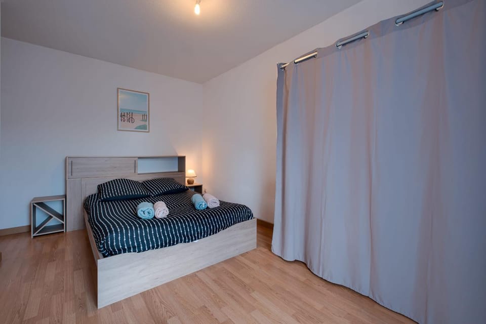 La Grange - Proche Centre & Parking Apartment in Laval