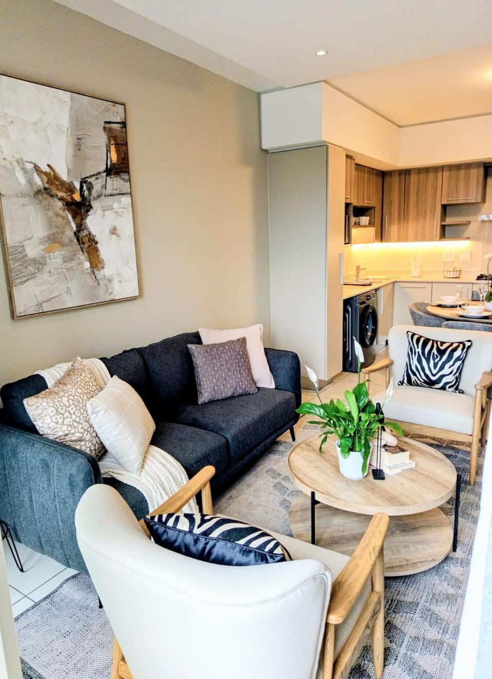 The Tyrwhitt Urban Hub, Rosebank Apartment in Johannesburg