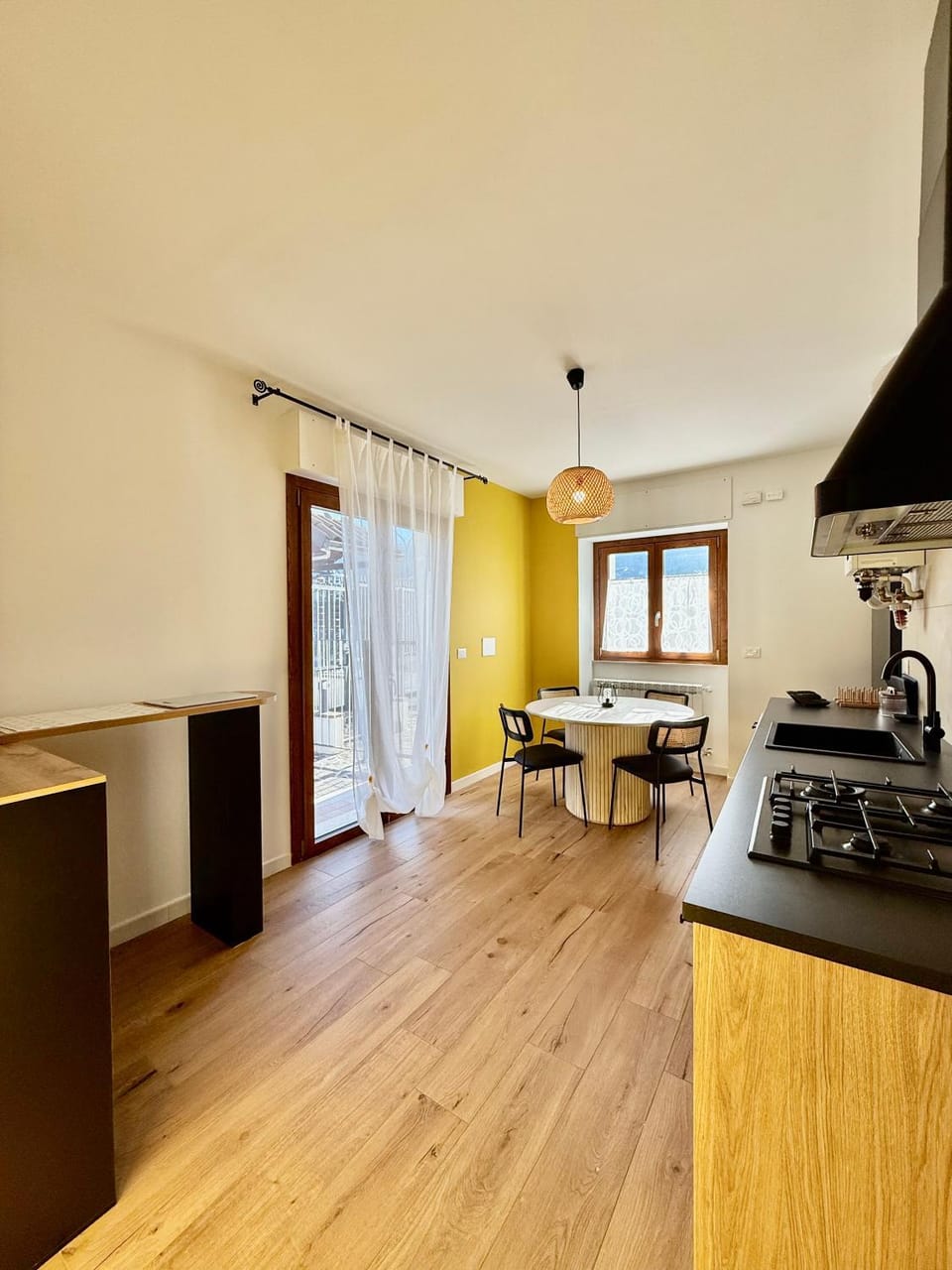 Kitchen or kitchenette, kitchen
