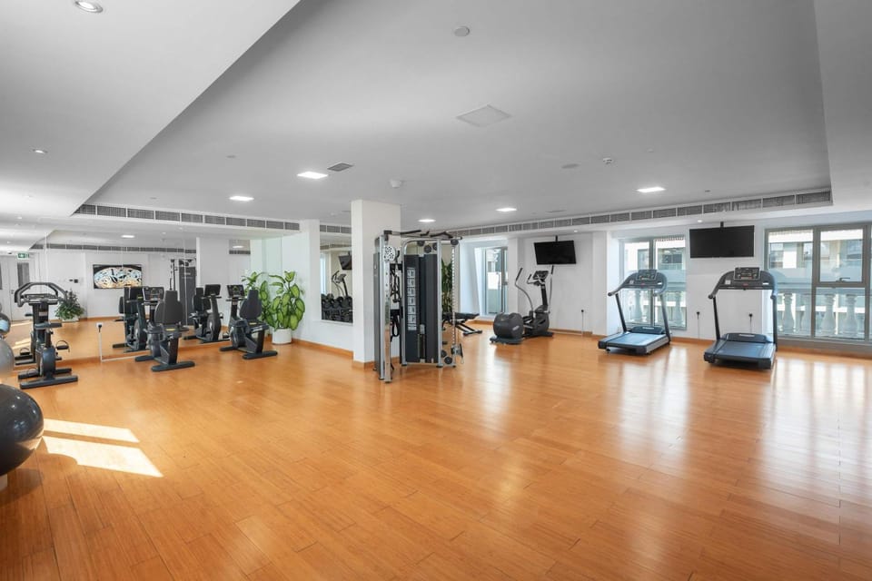 Free housekeeping visits during your stay - StayShort - Studio in Arjan Sleeps 4 with Amenities Apartment in Dubai