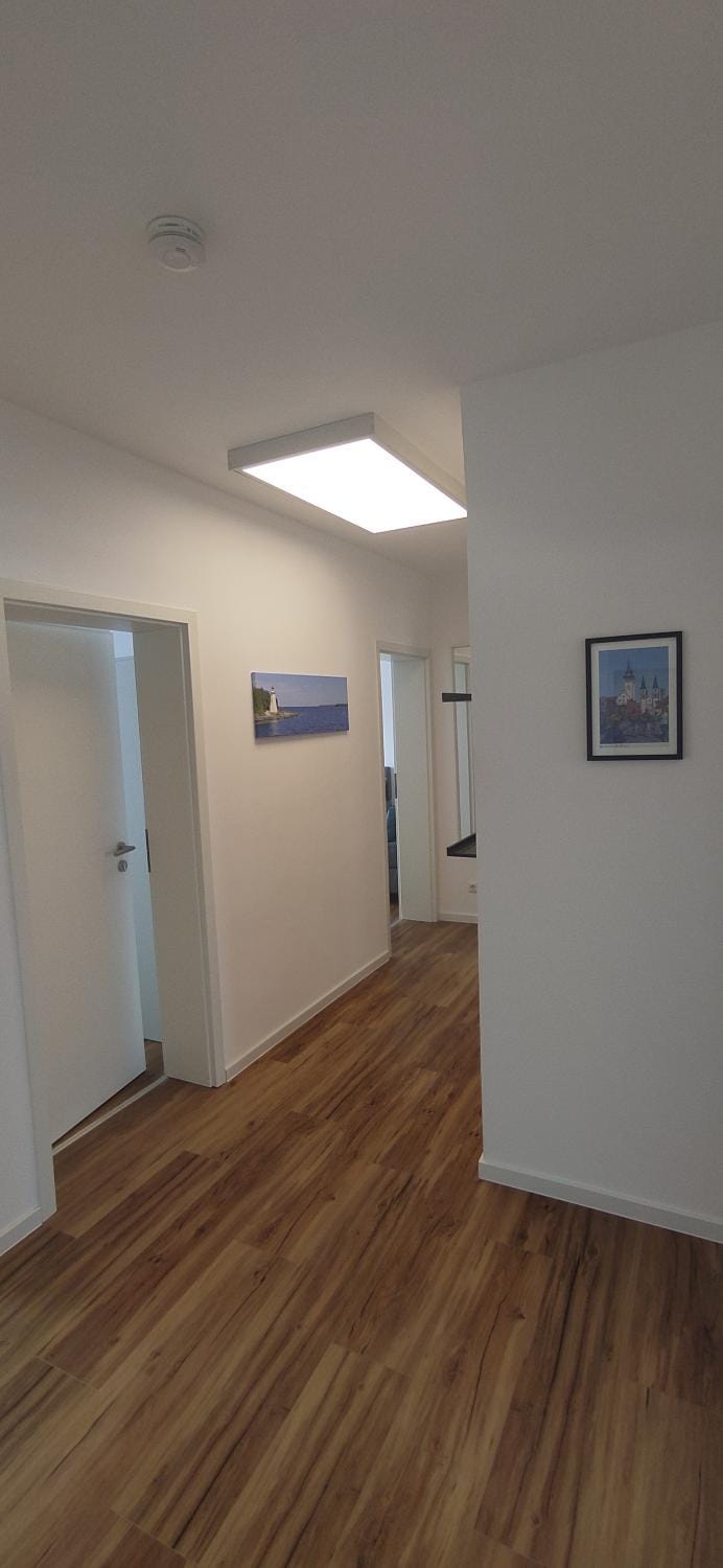 Eleonoras Ferienwohnung im 2OG inklusive eigenen Parkplätzen vor der Tür für bis zu 8 Personen geeignet Apartment in Wurzburg
