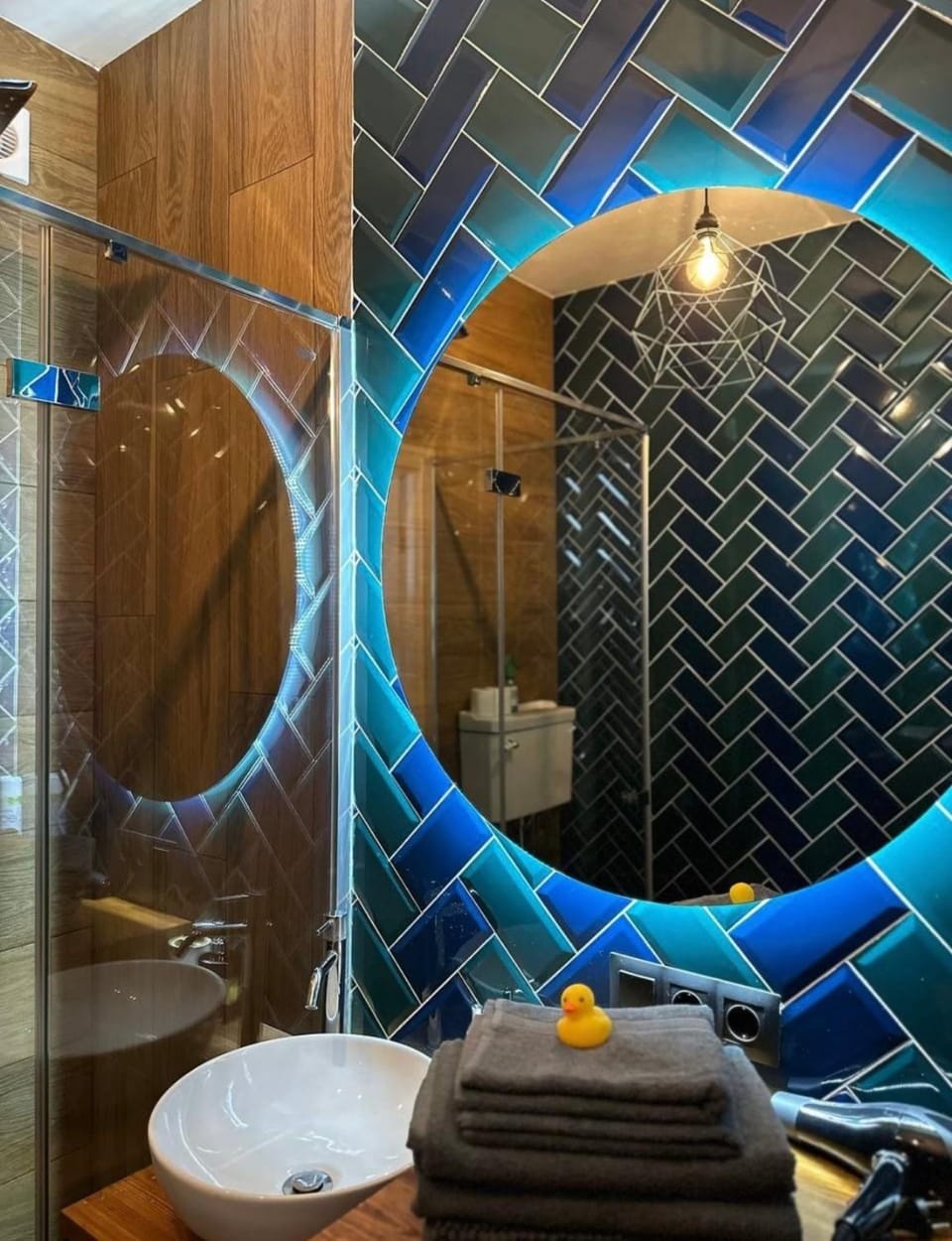 Сучасна студія з гойдалкою в ЖК Енергія Apartment in Ukraine