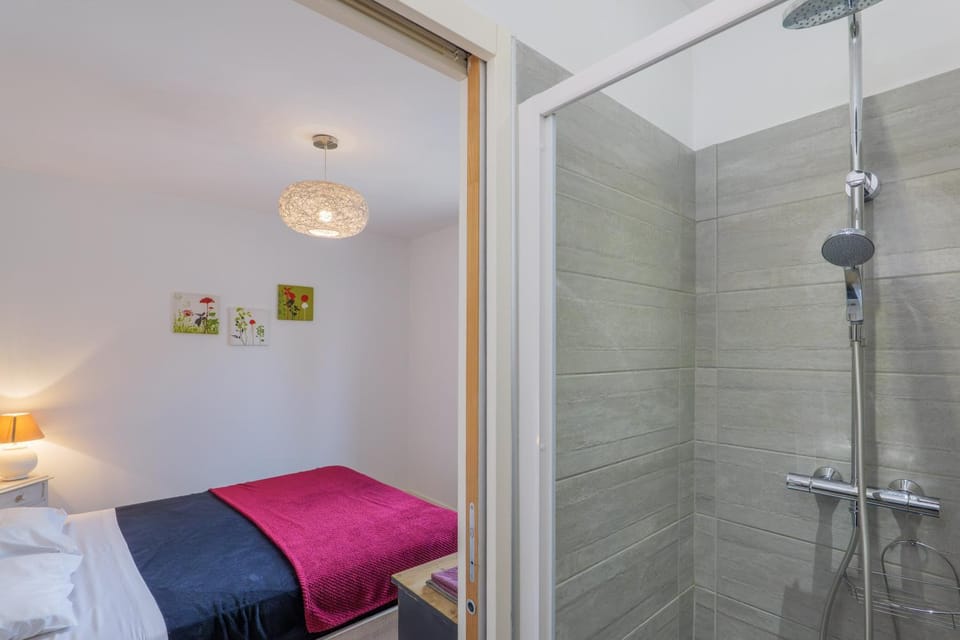 Living room, Bedroom