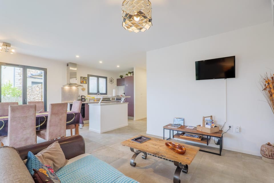 Property building, Living room