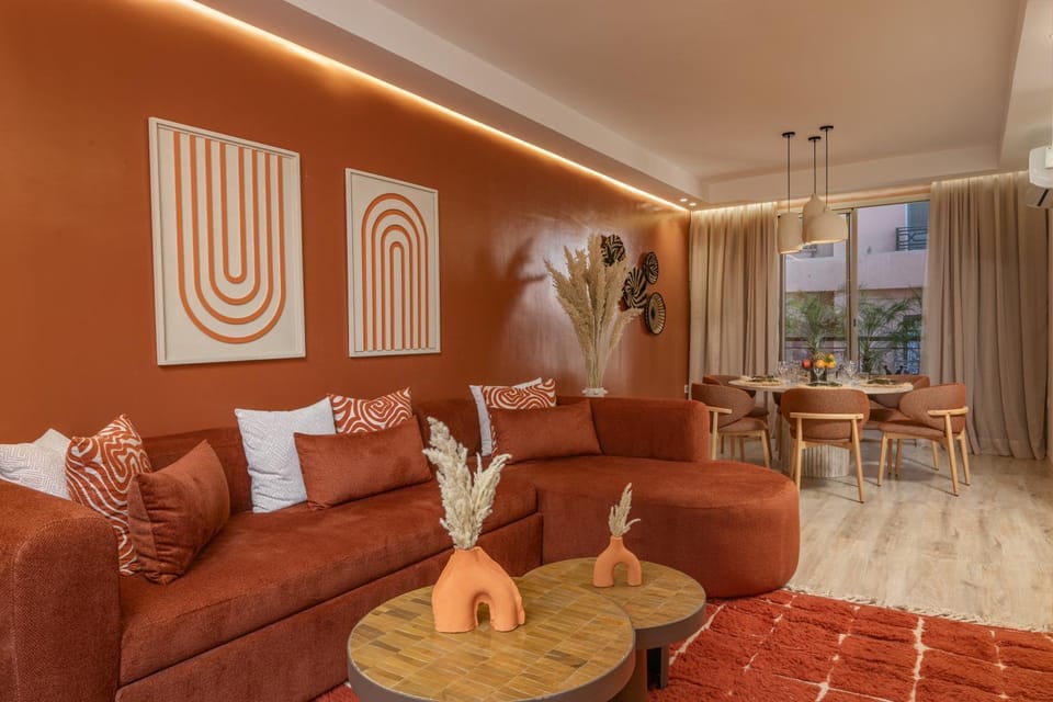 Living room, Dining area