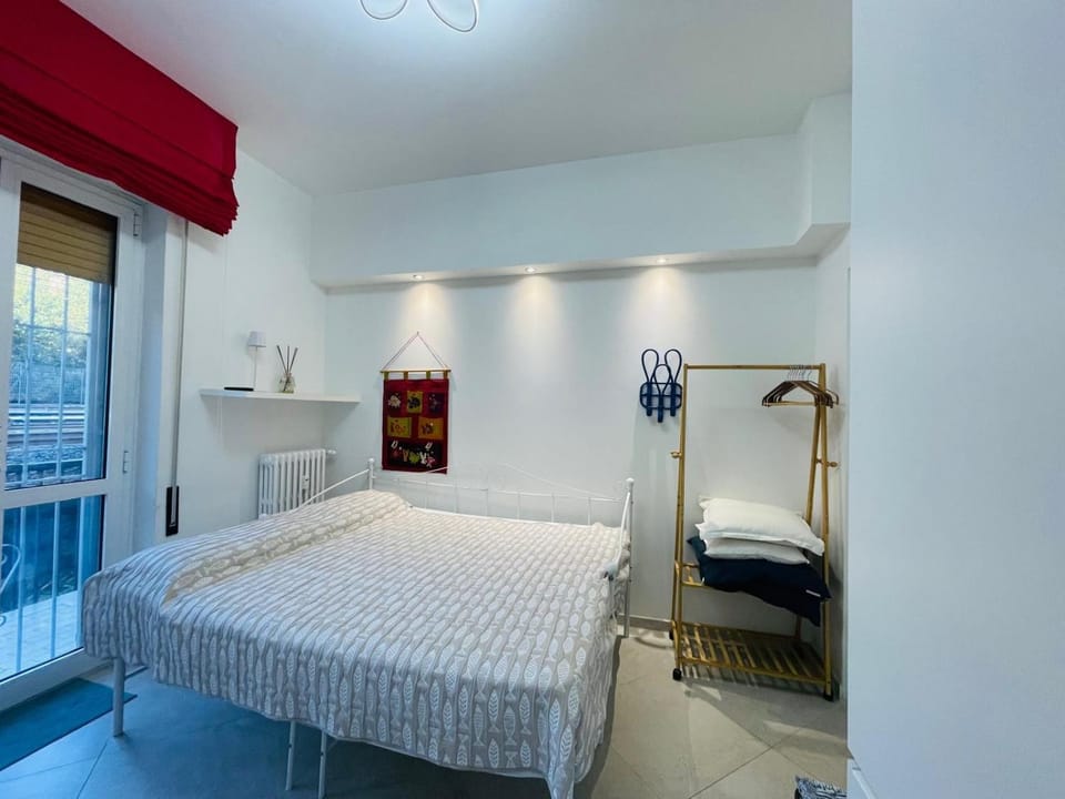 Property building, Living room, Bedroom