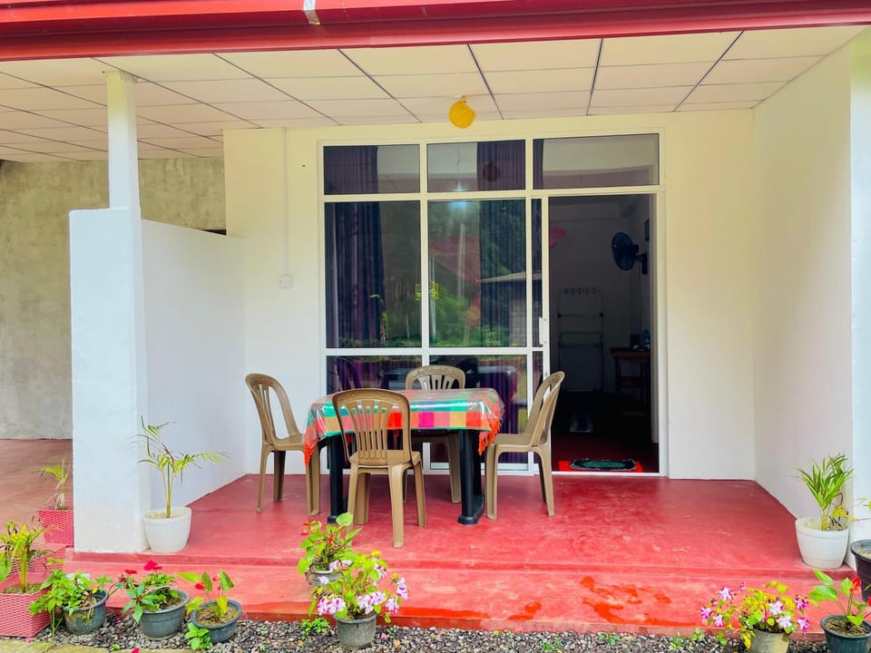 Oxygen Place Ella Bed and Breakfast in Uva Province, Sri Lanka