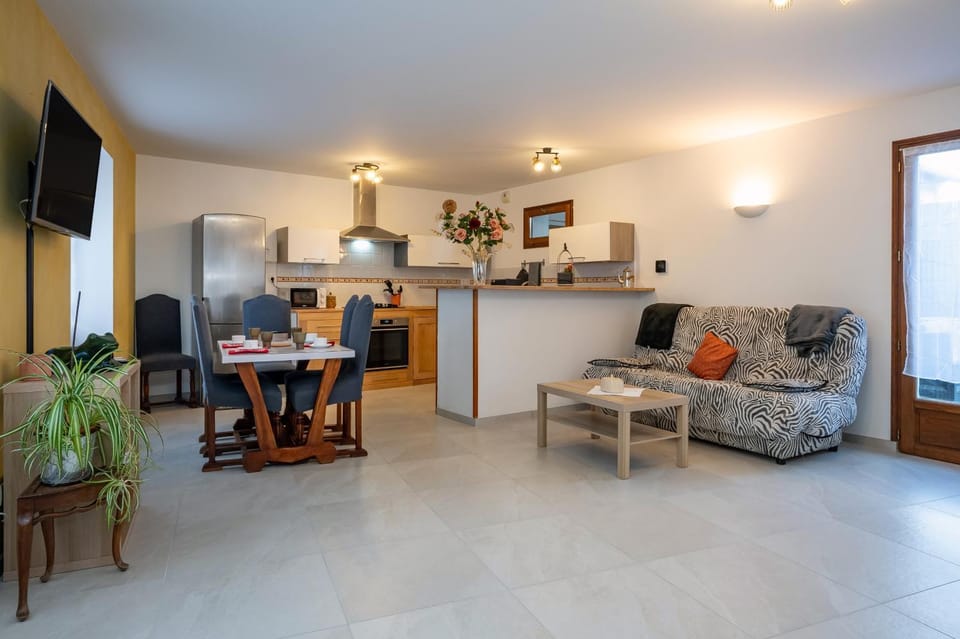 Property building, Living room