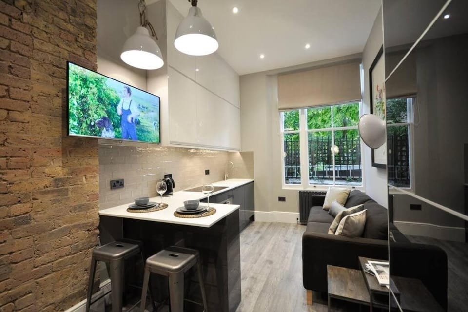 Stunning studio- Notting Hil- Ground floor Apartment in City of Westminster