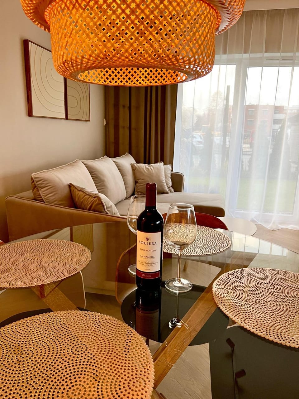 Communal lounge/ TV room, Living room, Seating area, Dining area, Drinks, Alcoholic drinks