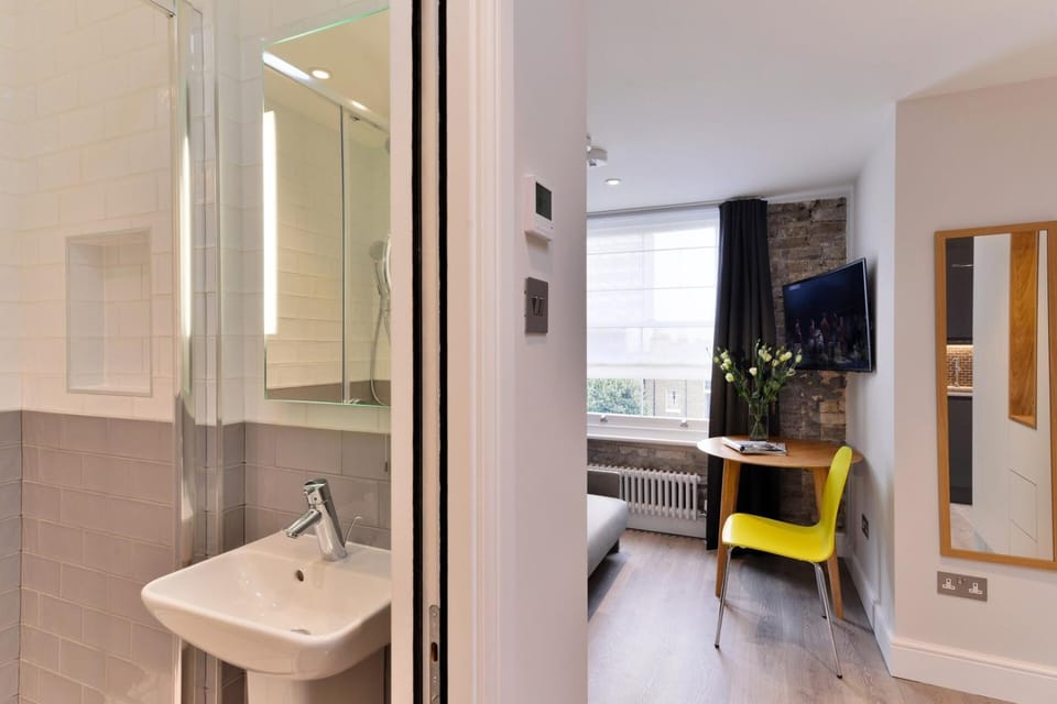 Studio at 4th floor in the famous Notting Hill Apartment in City of Westminster