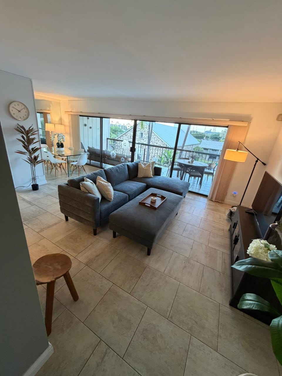 Premium 2-bedroom Condo in adorable Kona - Walk to Beaches Shops & Restaurants - Booking FAST Apartment in Holualoa