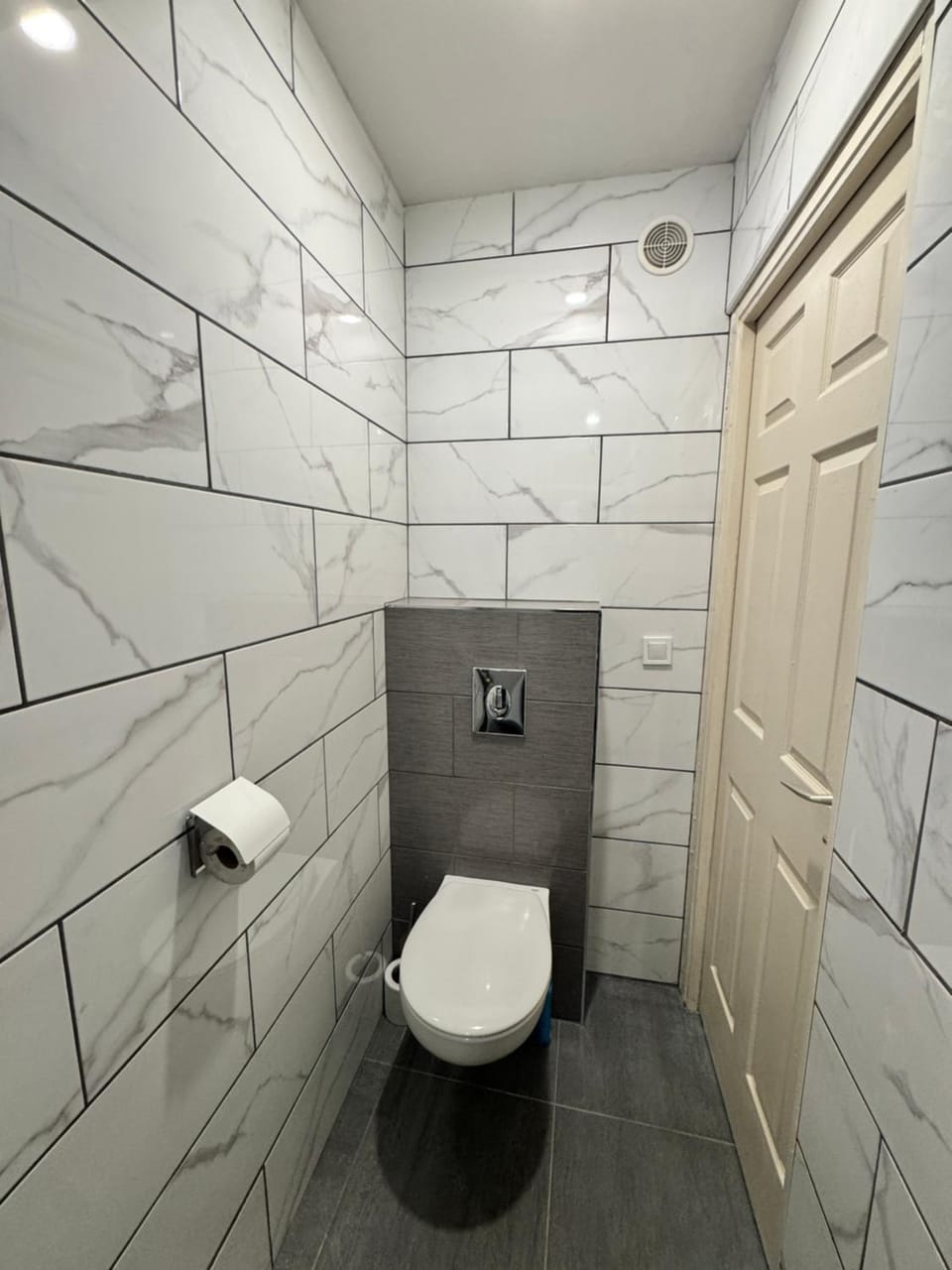 Toilet, Bathroom