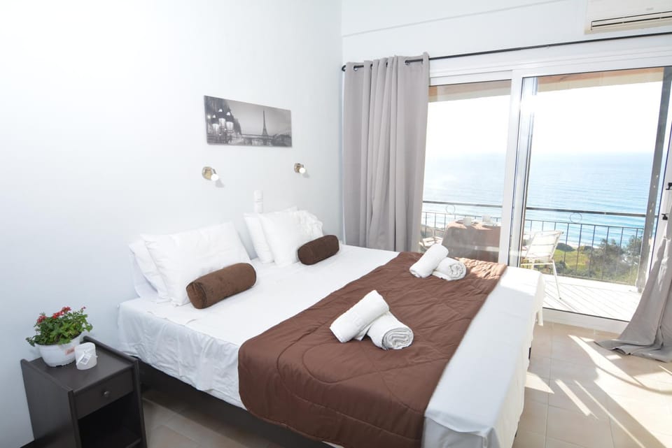 Sunny views studios Apartment in Corfu, Greece