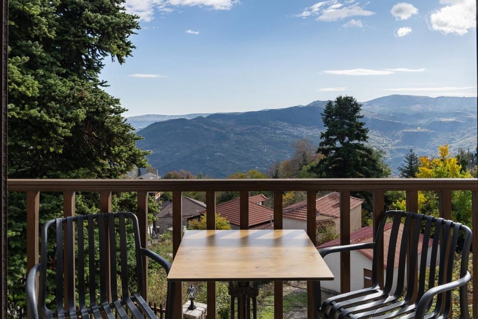 View (from property/room), Balcony/Terrace