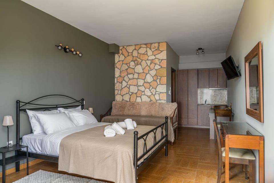 Bed, Kitchen or kitchenette, Photo of the whole room
