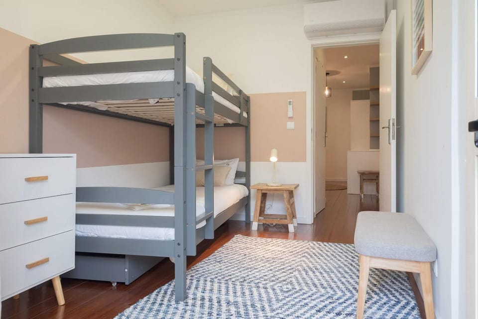 Liiiving in Porto - Downtown Comfort House House in Porto