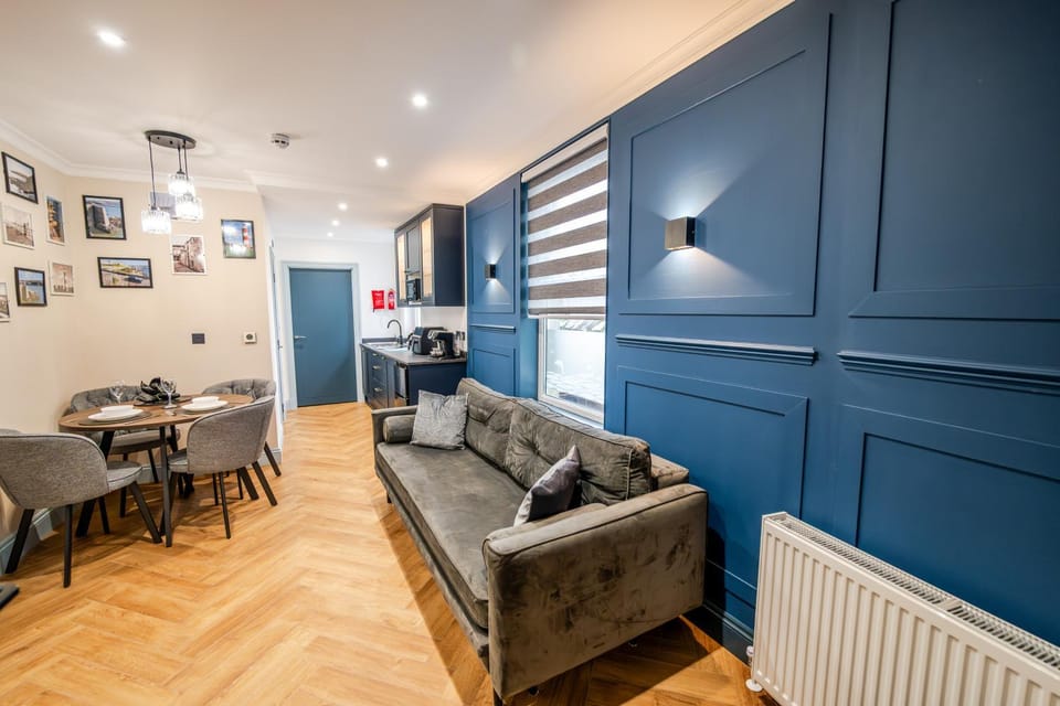 Kitchen or kitchenette, Living room, Dining area