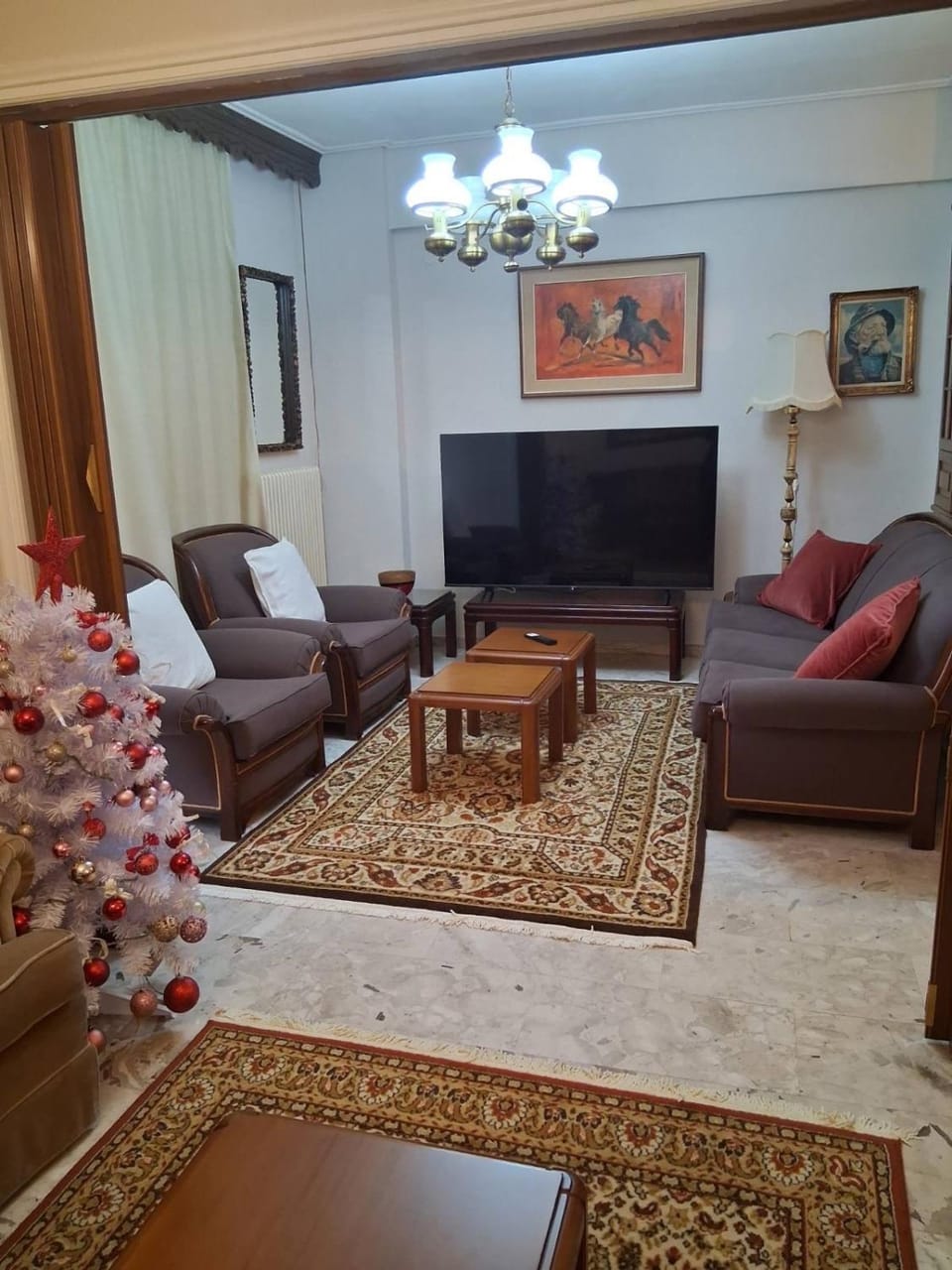 TV and multimedia, Living room, Seating area