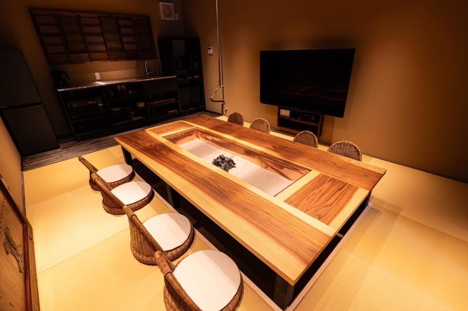TV and multimedia, Living room, Dining area, Evening entertainment