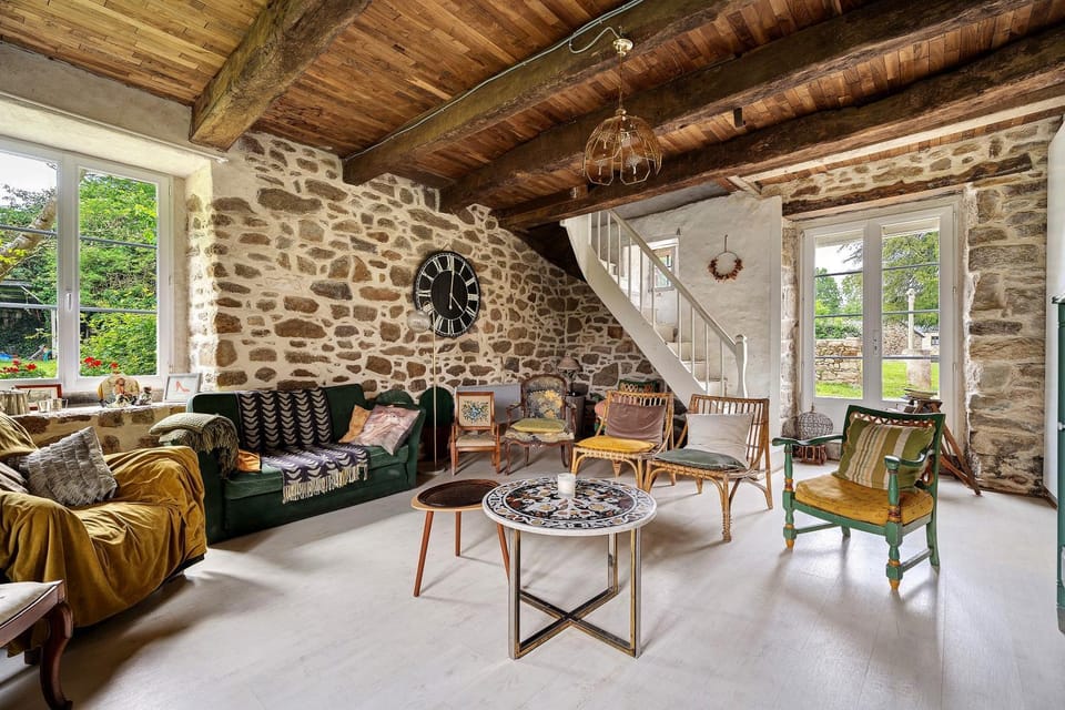 Property building, Living room
