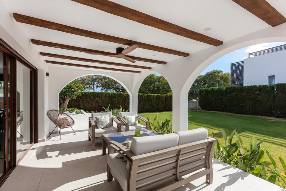 Villa El Junquillo - luxury 4 bedroom villa Villa in San Pedro de Alcántara