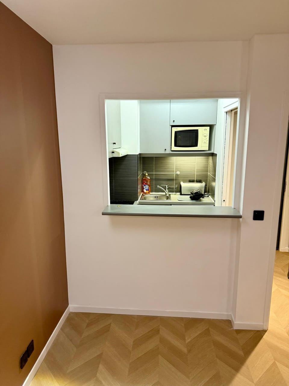 Kitchen or kitchenette