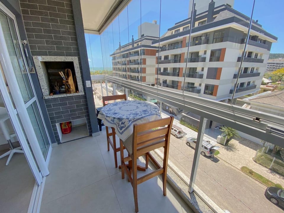 2 Suítes 200m da Praia Jurere Florianópolis Apartment in Florianopolis