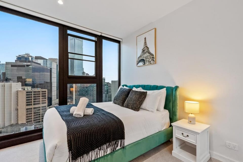 Bed, Bedroom, City view