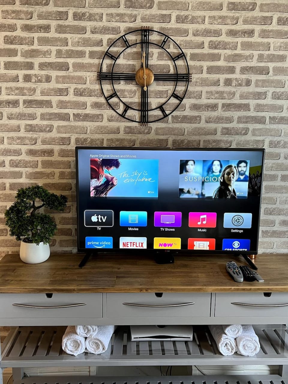 Cosy, Charming Apartment within 5 min walk of beach, train and shops Apartment in Wales