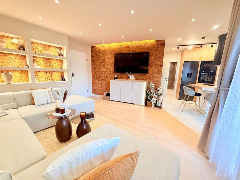 Lux Boutique 2 BDR apartment right next ski gondola lift Apartment in Bansko