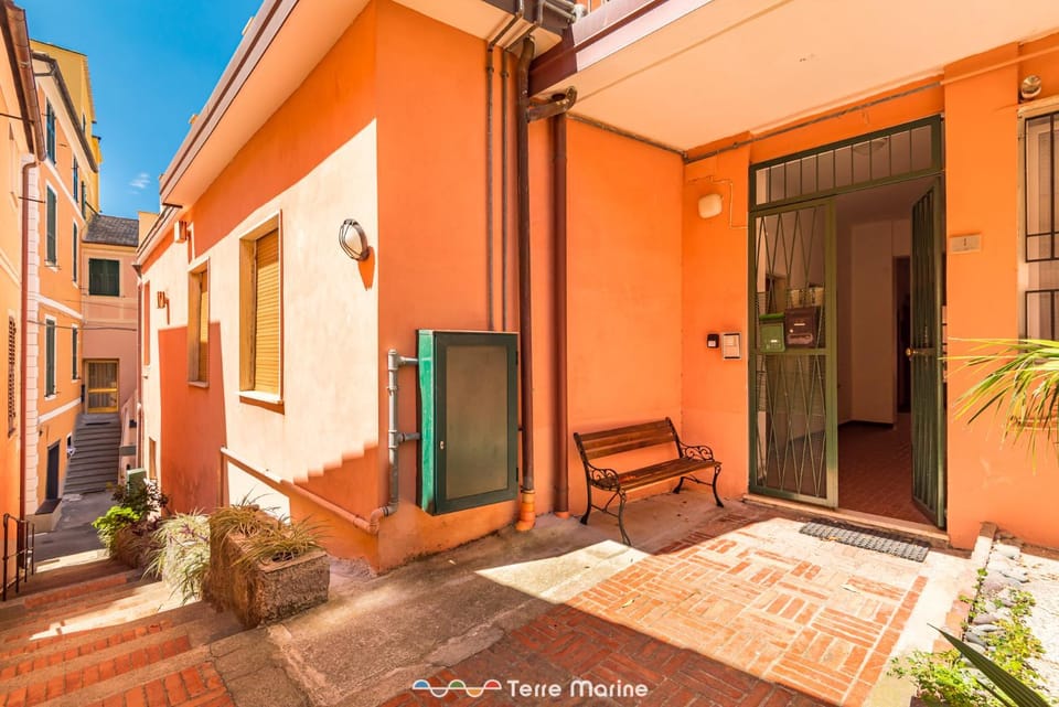 Tik Tok, TerreMarine Apartment in Bonassola