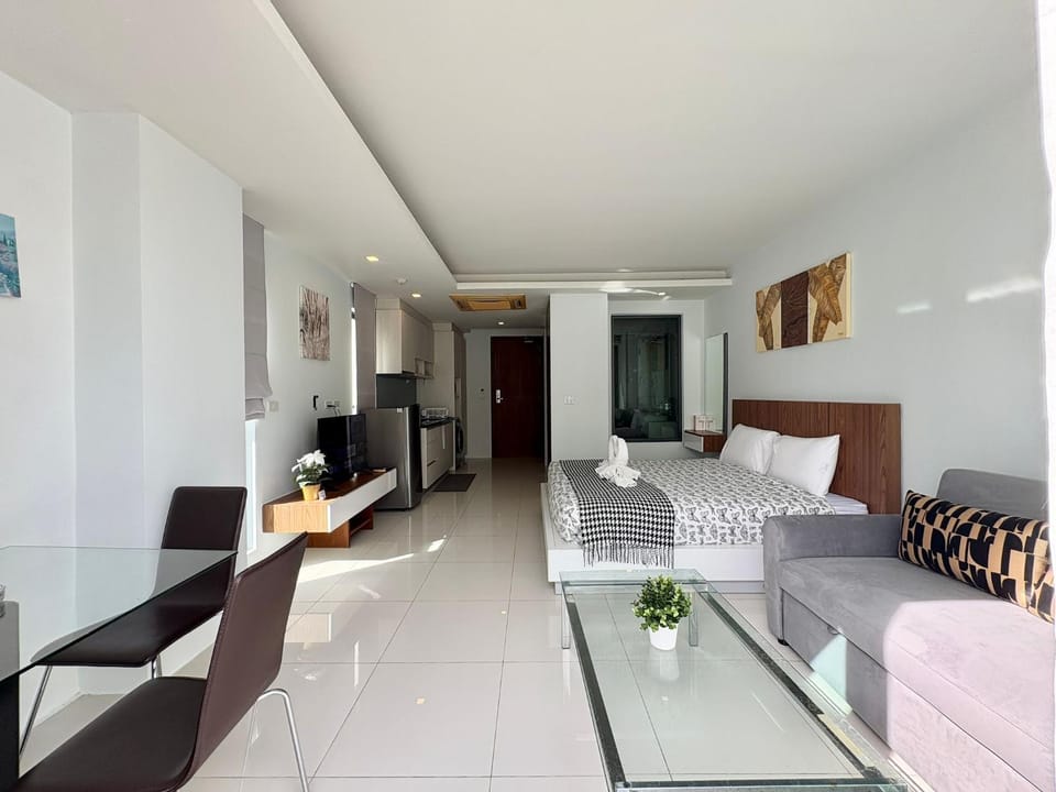 Modern 1 Bedroom Apartment - At The Tree Rawai Apartment in Rawai
