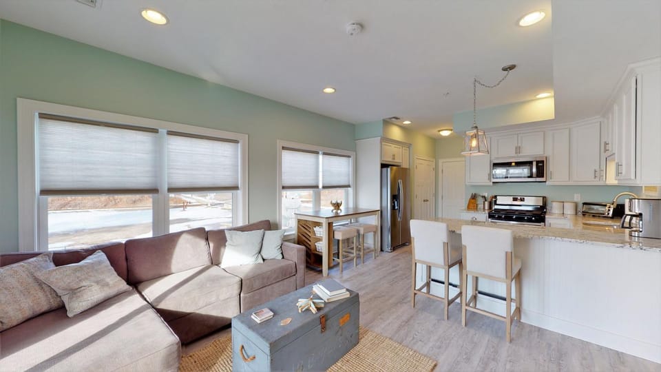 Beachside Abode 2B by Bayley Vacation Rentals House in Old Orchard Beach