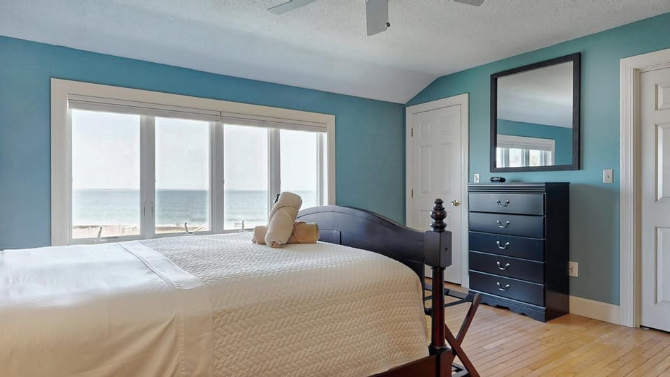 Beauty on the Beach by Bayley Vacation Rentals House in Saco