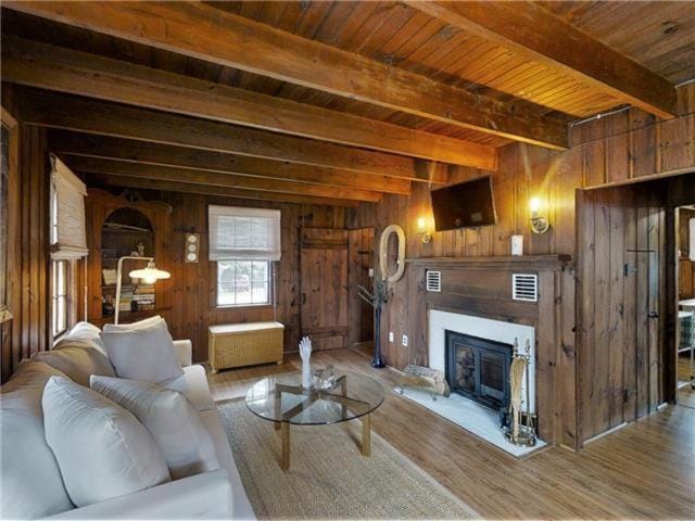 Knotty Nauti by Bayley Vacation Rentals House in Pine Point