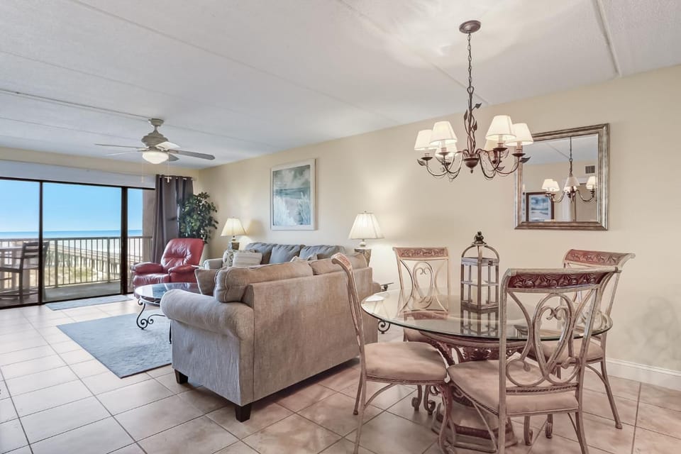 Fernandina Beachfront Paradise - Amelia by the Sea Apartment in Fernandina Beach