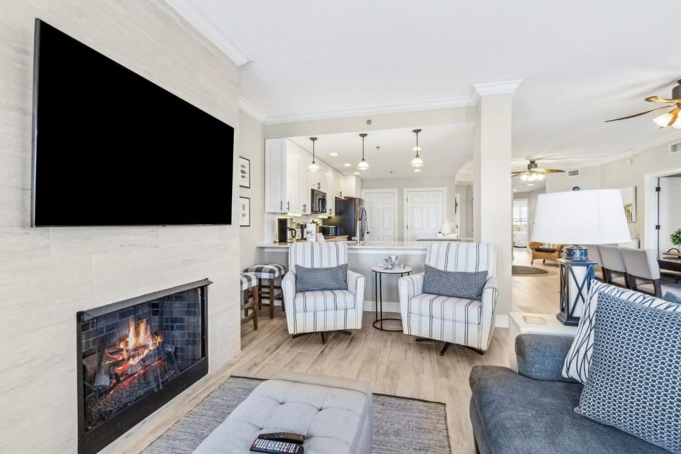 Luxury Private Beachfront Condo with Parking Garage & Stunning Views Apartment in Fernandina Beach