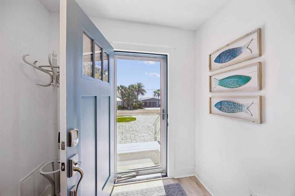 Private Pool and Hot Tub - Fernandina Beach Retreat House in Fernandina Beach