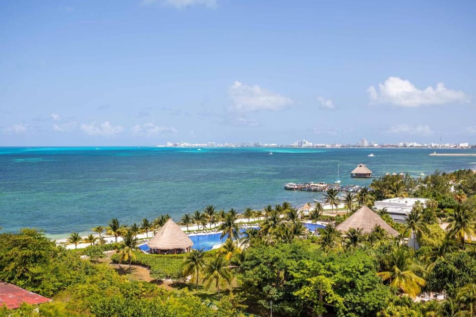 Triple Vista al Mar House in Cancun