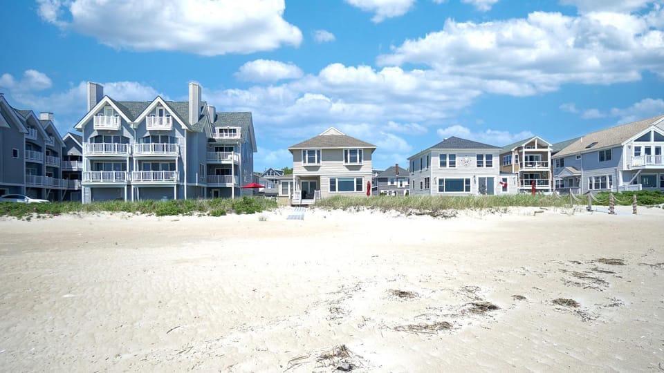 Sandy Beach at Star Board Apartment in Old Orchard Beach