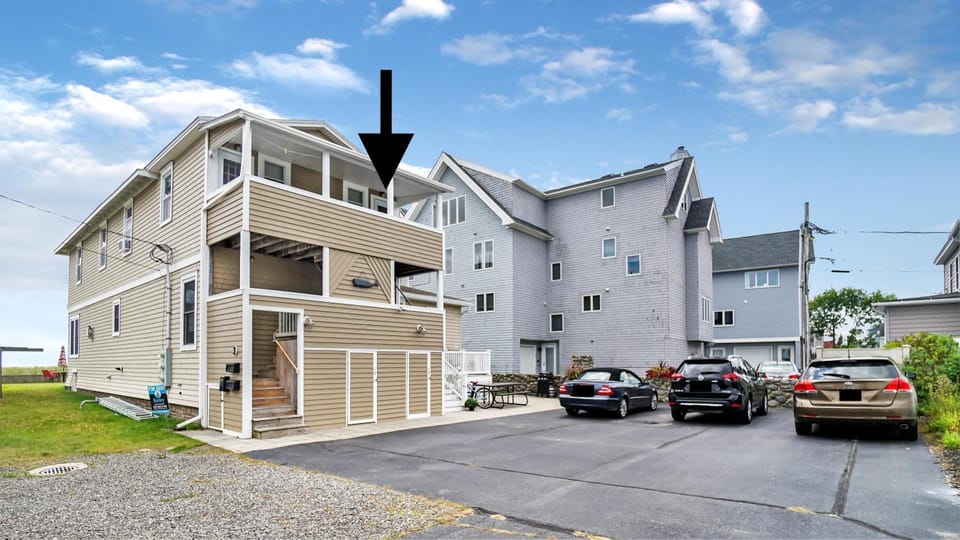 Sandy Beach at Star Board Apartment in Old Orchard Beach
