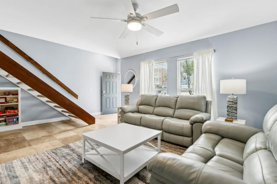 Cozy Pet Friendly 2BR - Fernandina Beach Apartment in Fernandina Beach
