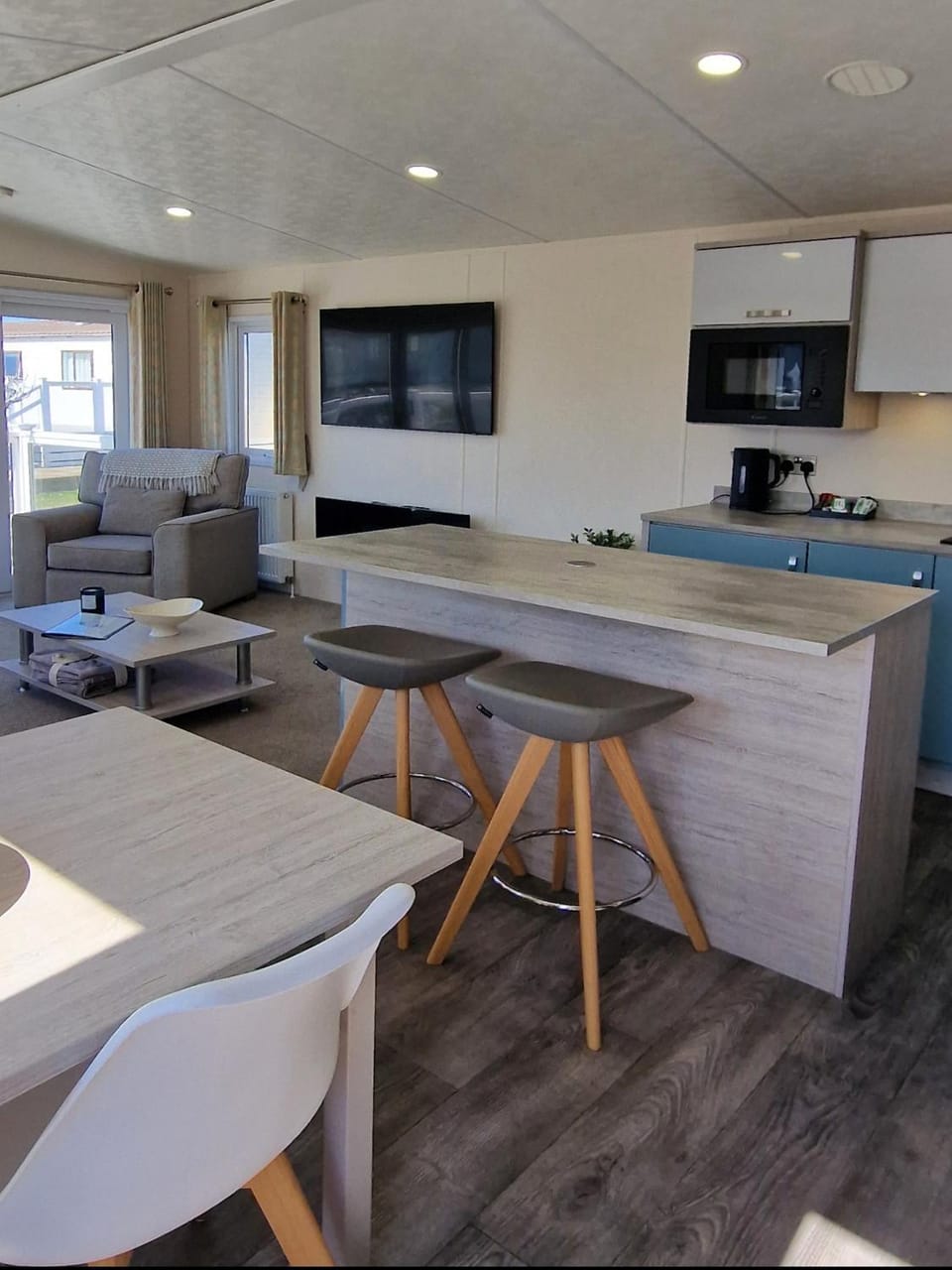 Sandy Toes & Salty Kisses, West Point House in Selsey