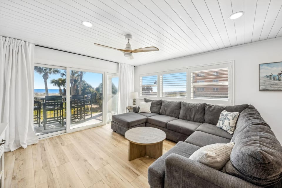 Oceanfront 2BR with Stunning Views - Amelia by the Sea Apartment in Fernandina Beach