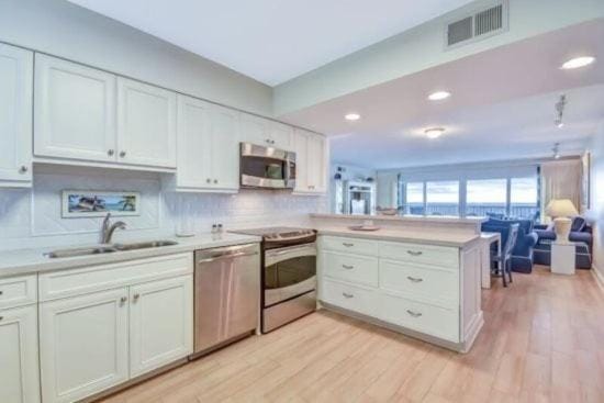 Cozy Ocean View Family Retreat - 3BR - Amelia by the Sea Apartment in Fernandina Beach