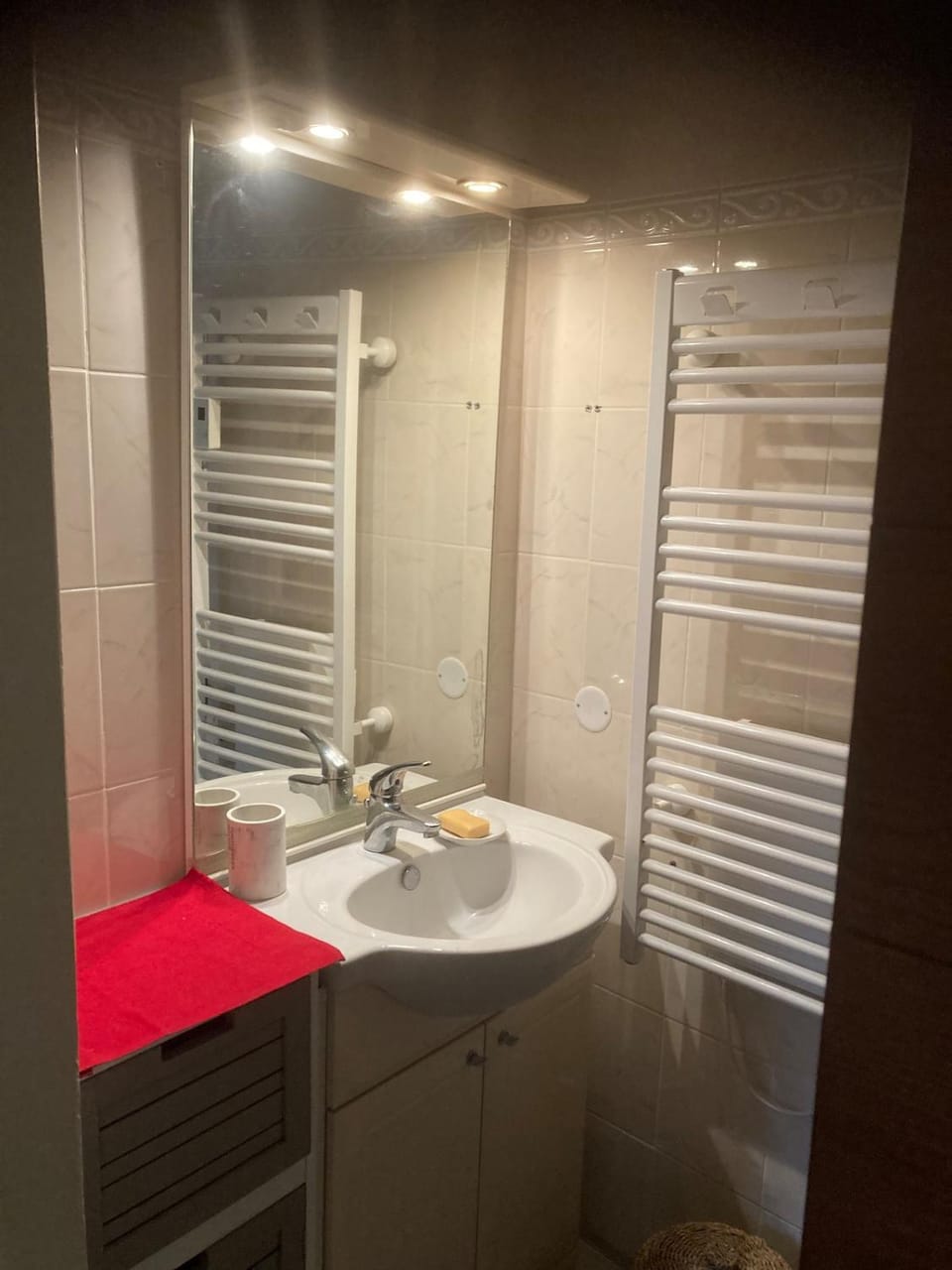 Charming and peaceful Appartement des Rosiers Apartment in Jura