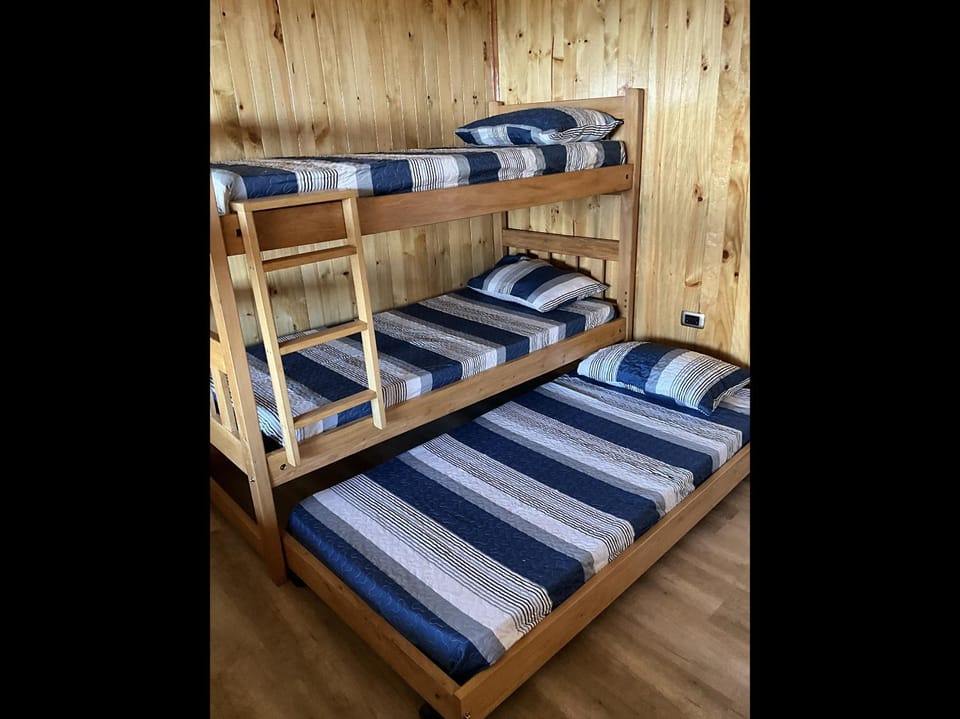 Photo of the whole room, bunk bed
